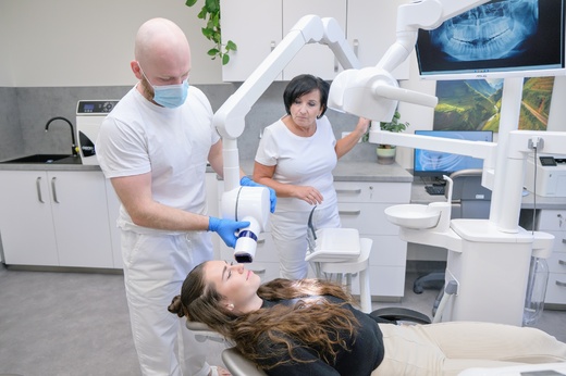 Vyskočil zubař 021.jpg