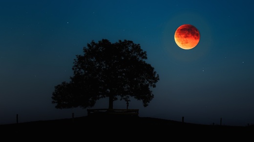 Zatmění finál.jpg